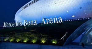 奔馳與北汽在京投資百億 敲定EQ電動工廠