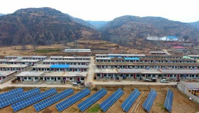 銅川市印臺區首個村級光伏扶貧電站實現并網發電