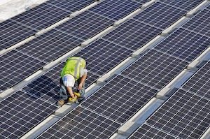 伊利諾伊州能源法吸引東北地區的工業太陽能開發商