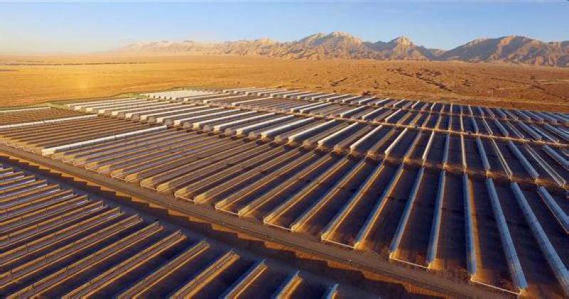 首個大型商業化光熱電站并網成功 —實現24小時連續穩定發電