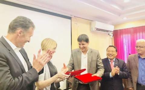 尼泊爾電力公司與澳大利亞能源部電工大使館簽訂了技術援助協(xié)議