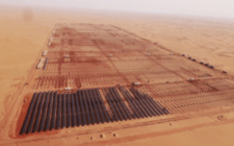 作為能源轉型的一部分，埃及建造了世界上最大的太陽能發電廠