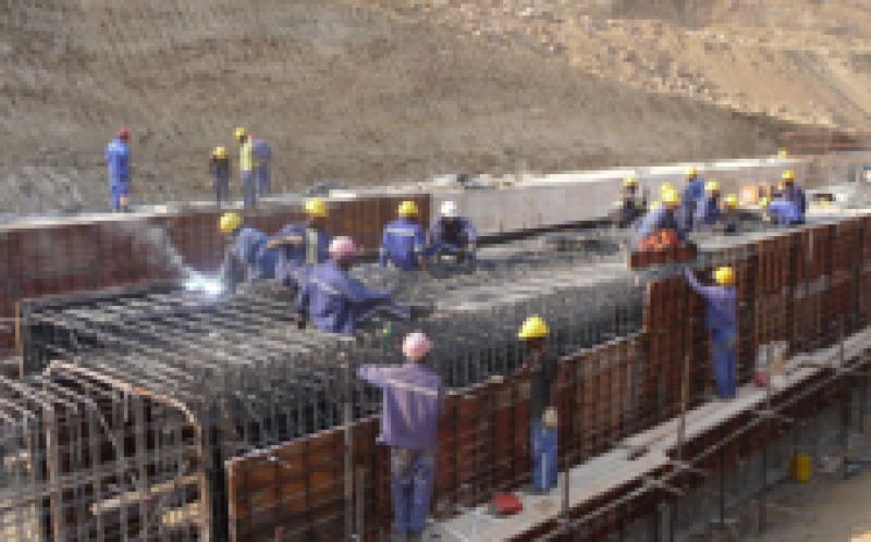 贊比亞下凱富峽水電站引水系統(tǒng)首倉混凝土開始澆筑