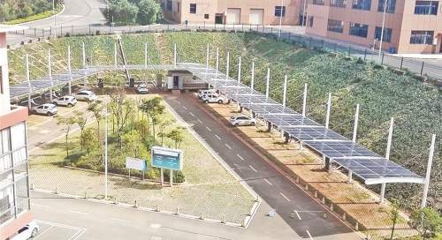 云南省首座“光儲充”直流快充示范站