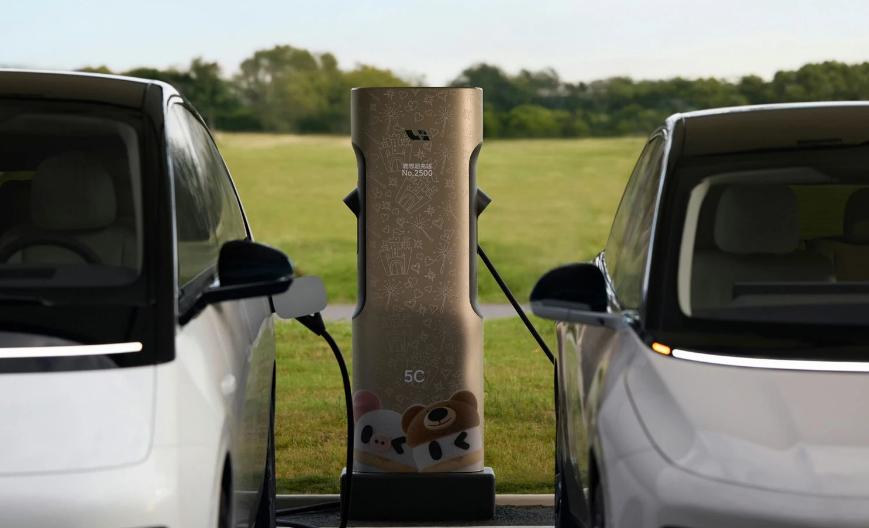 李想為純電用戶兌現承諾,5C超充站數量已超特斯拉