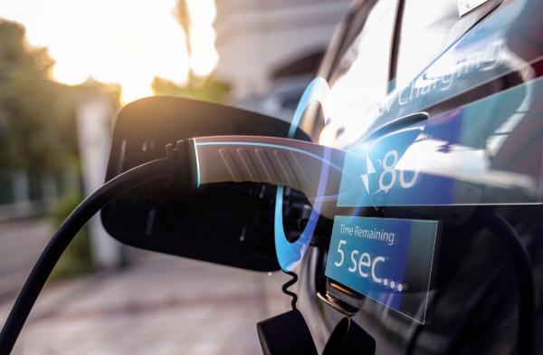 俄羅斯出臺新規 2026年起新建加油站須配快速充電樁