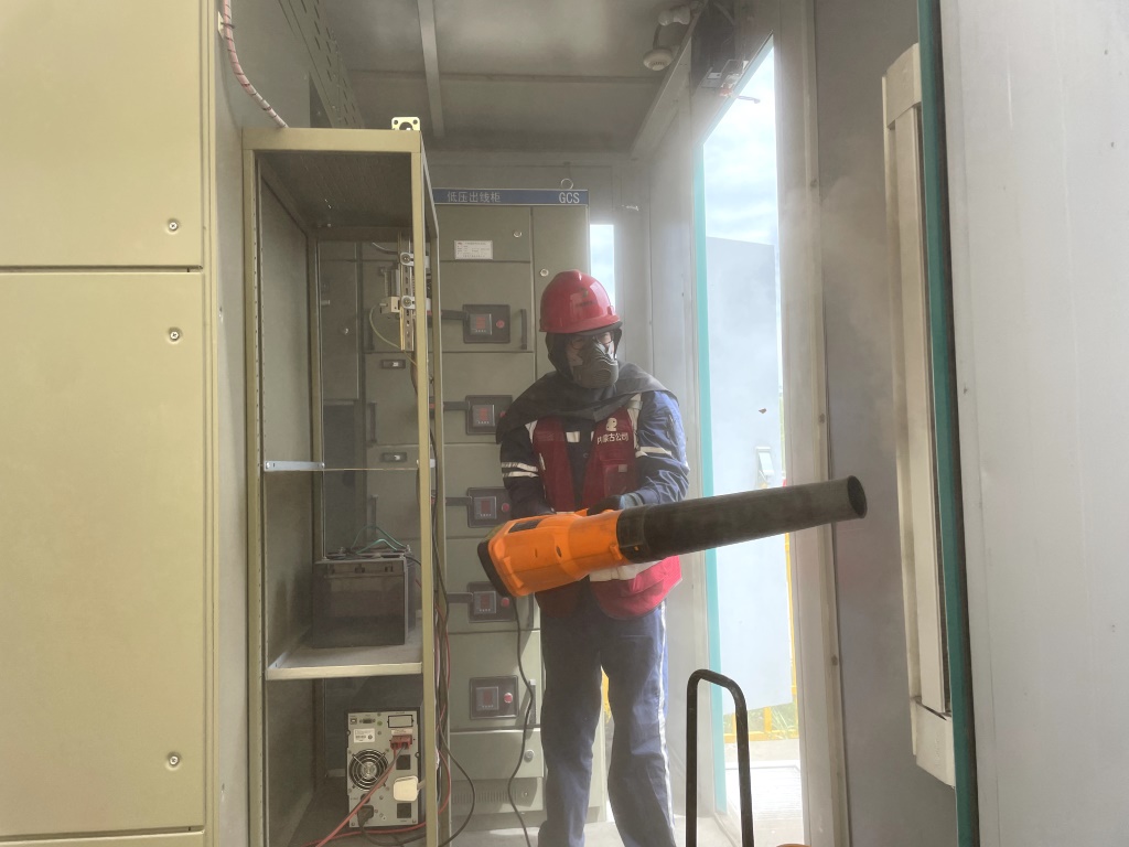 扎哈淖爾煤業公司:變壓器“煥新”守護電力安全