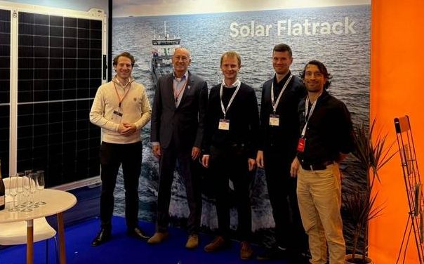 全球最大電池散貨船將集成太陽(yáng)能電池板輔助動(dòng)力